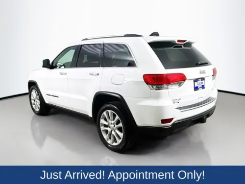 More photos of 2017 Jeep Grand Cherokee Limited at CarLink Morristown, NJ