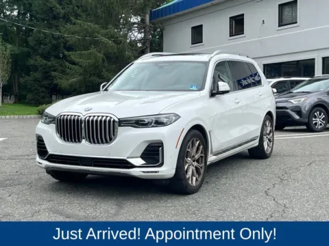 Another view of 2020 BMW X7 xDrive40i for sale in Morristown, NJ at CarLink Morristown