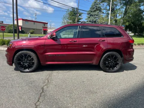 More photos of 2020 Jeep Grand Cherokee Overland at CarLink Morristown, NJ