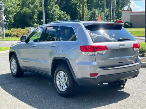 More photos of 2019 Jeep Grand Cherokee Laredo E at CarLink Morristown, NJ