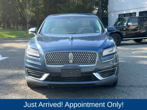 Photos of 2019 Lincoln Nautilus Standard for sale in Morristown, NJ at CarLink Morristown