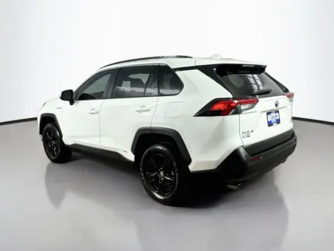 More photos of 2021 Toyota RAV4 Hybrid XLE at CarLink Morristown, NJ