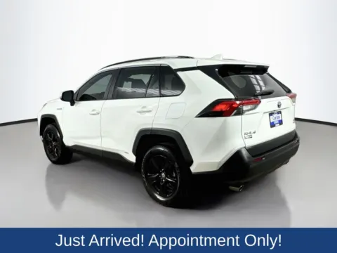 More photos of 2021 Toyota RAV4 Hybrid XLE at CarLink Morristown, NJ