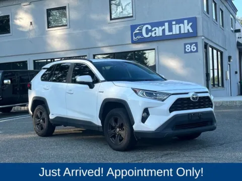 White 2021 Toyota RAV4 Hybrid XLE for sale in Morristown, NJ