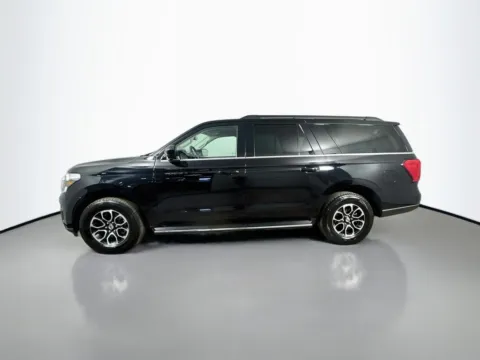 More photos of 2022 Ford Expedition Max XLT at CarLink Morristown, NJ