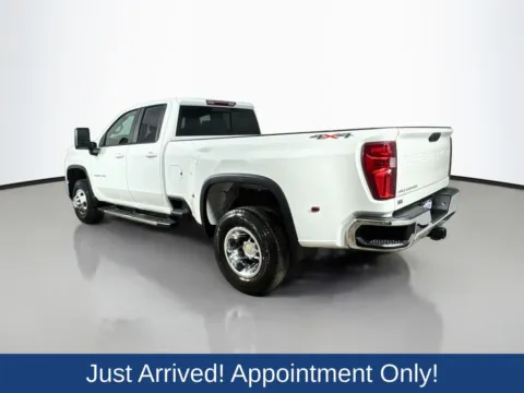 More photos of 2025 Chevrolet Silverado 3500 HD LT at CarLink Morristown, NJ
