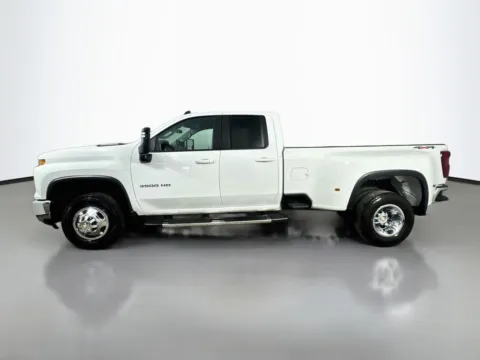 More photos of 2025 Chevrolet Silverado 3500 HD LT at CarLink Morristown, NJ