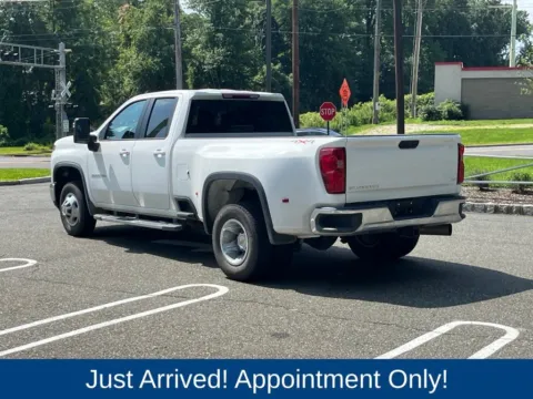 More photos of 2025 Chevrolet Silverado 3500 HD LT at CarLink Morristown, NJ