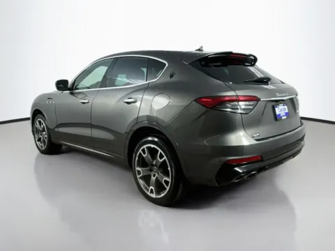 More photos of 2023 Maserati Levante Modena at CarLink Morristown, NJ