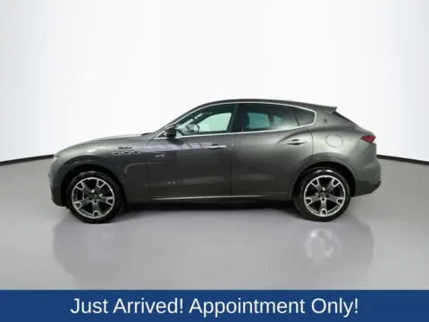 More photos of 2023 Maserati Levante Modena at CarLink Morristown, NJ