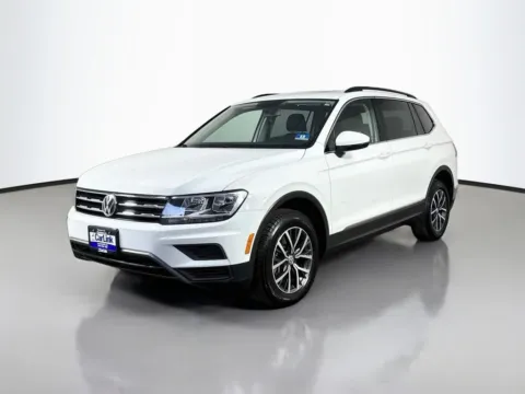 Another view of 2020 Volkswagen Tiguan 2.0T SE for sale in Morristown, NJ at CarLink Morristown