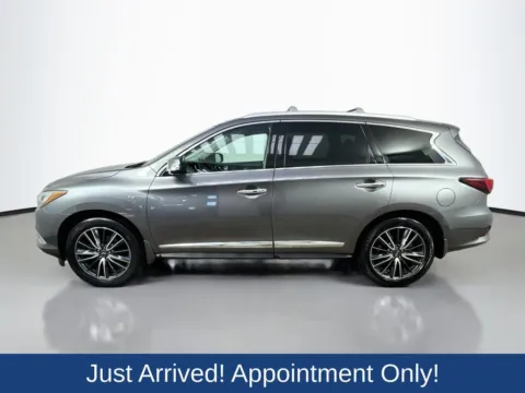 More photos of 2018 INFINITI QX60 at CarLink Morristown, NJ