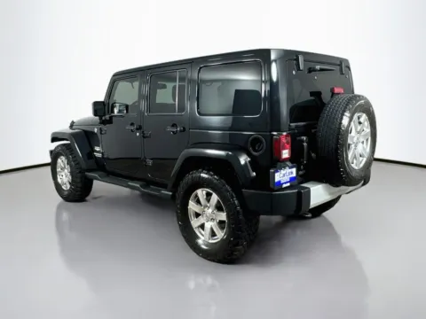 More photos of 2013 Jeep Wrangler Unlimited Sahara at CarLink Morristown, NJ