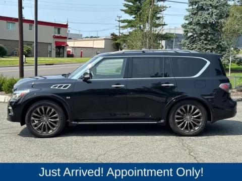 More photos of 2017 INFINITI QX80 Limited at CarLink Morristown, NJ