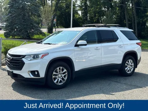 Another view of 2018 Chevrolet Traverse LT for sale in Morristown, NJ at CarLink Morristown