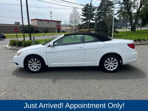More photos of 2014 Chrysler 200 Touring at CarLink Morristown, NJ