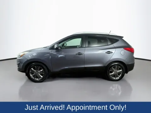 More photos of 2014 Hyundai Tucson SE at CarLink Morristown, NJ