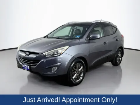 Another view of 2014 Hyundai Tucson SE for sale in Morristown, NJ at CarLink Morristown