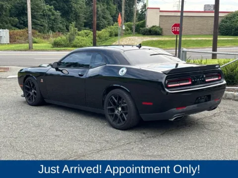 More photos of 2015 Dodge Challenger R/T Scat Pack at CarLink Morristown, NJ