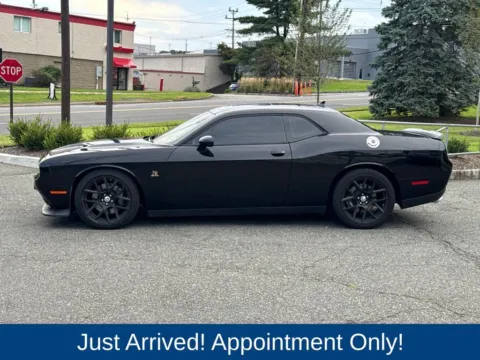 More photos of 2015 Dodge Challenger R/T Scat Pack at CarLink Morristown, NJ