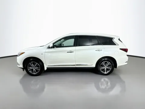 More photos of 2020 INFINITI QX60 LUXE at CarLink Morristown, NJ