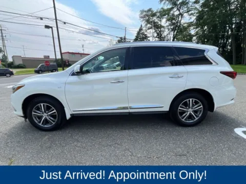More photos of 2020 INFINITI QX60 LUXE at CarLink Morristown, NJ