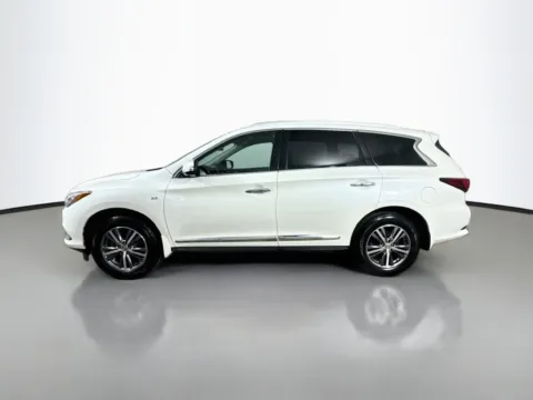More photos of 2020 INFINITI QX60 LUXE at CarLink Morristown, NJ