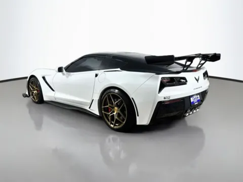 More photos of 2014 Chevrolet Corvette Stingray Z51 at CarLink Morristown, NJ