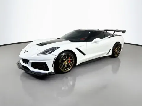Another view of 2014 Chevrolet Corvette Stingray Z51 for sale in Morristown, NJ at CarLink Morristown