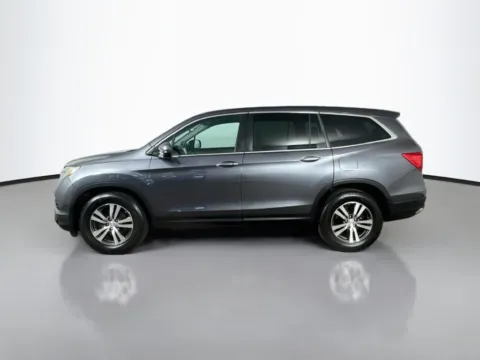 More photos of 2016 Honda Pilot EX-L at CarLink Morristown, NJ