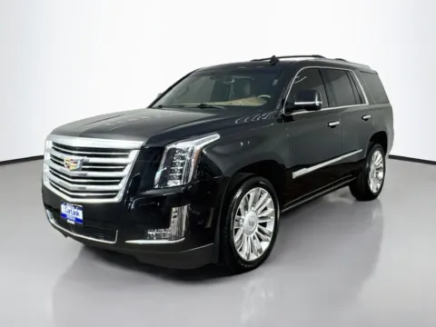 Another view of 2017 Cadillac Escalade Platinum Edition for sale in Morristown, NJ at CarLink Morristown