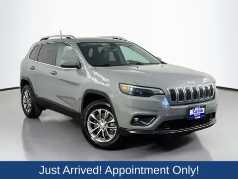 Gray 2019 Jeep Cherokee Latitude Plus for sale in Morristown, NJ
