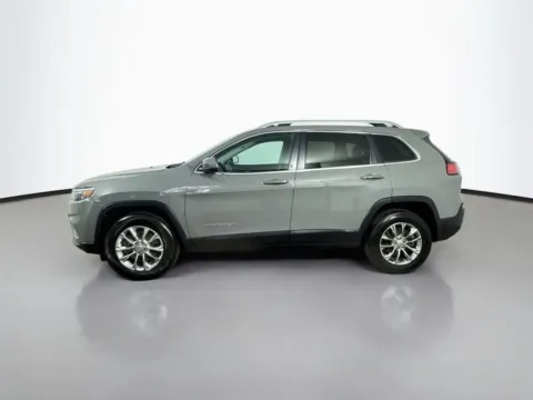 More photos of 2019 Jeep Cherokee Latitude Plus at CarLink Morristown, NJ