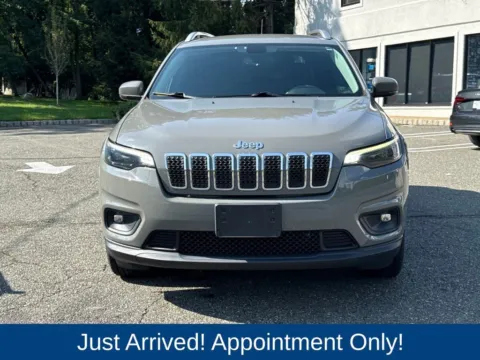 Photos of 2019 Jeep Cherokee Latitude Plus for sale in Morristown, NJ at CarLink Morristown