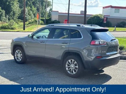 More photos of 2019 Jeep Cherokee Latitude Plus at CarLink Morristown, NJ