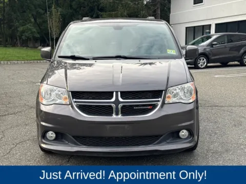 Photos of 2019 Dodge Grand Caravan SXT for sale in Morristown, NJ at CarLink Morristown