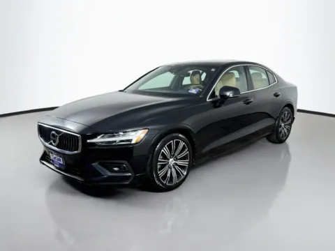 Another view of 2019 Volvo S60 T6 Inscription for sale in Morristown, NJ at CarLink Morristown