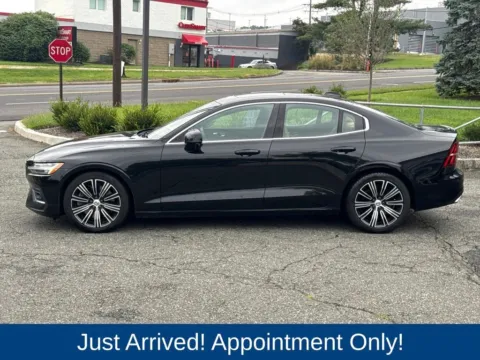 More photos of 2019 Volvo S60 T6 Inscription at CarLink Morristown, NJ