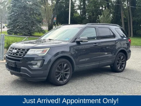 Another view of 2017 Ford Explorer XLT for sale in Morristown, NJ at CarLink Morristown