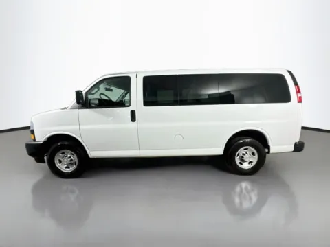More photos of 2021 Chevrolet Express 2500 LS at CarLink Morristown, NJ