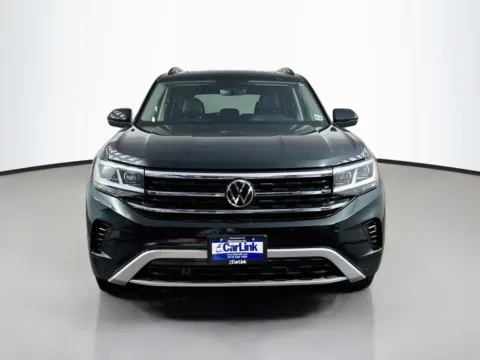 Photos of 2022 Volkswagen Atlas 3.6L V6 SE w/Technology for sale in Morristown, NJ at CarLink Morristown