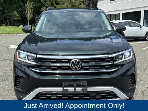 Photos of 2022 Volkswagen Atlas 3.6L V6 SE w/Technology for sale in Morristown, NJ at CarLink Morristown
