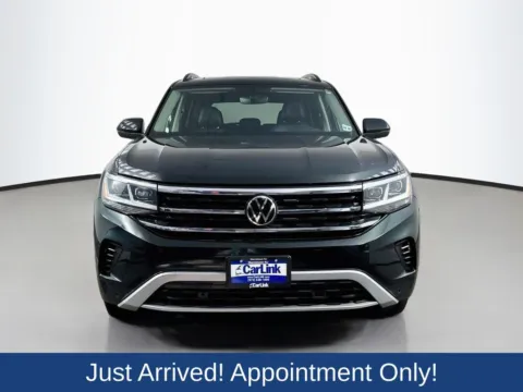 Photos of 2022 Volkswagen Atlas 3.6L V6 SE w/Technology for sale in Morristown, NJ at CarLink Morristown