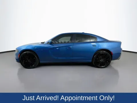 More photos of 2021 Dodge Charger SXT at CarLink Morristown, NJ