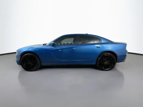 More photos of 2021 Dodge Charger SXT at CarLink Morristown, NJ