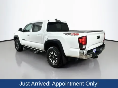 More photos of 2019 Toyota Tacoma TRD Off-Road at CarLink Morristown, NJ