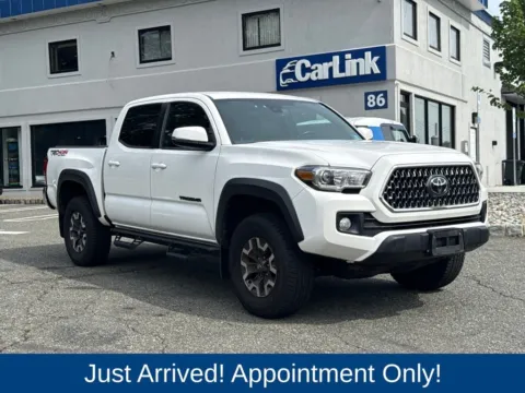 White 2019 Toyota Tacoma TRD Off-Road for sale in Morristown, NJ