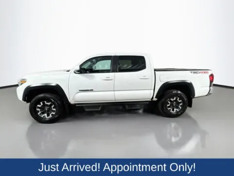 More photos of 2019 Toyota Tacoma TRD Off-Road at CarLink Morristown, NJ