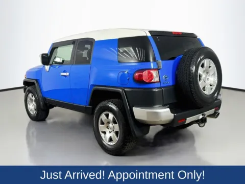 More photos of 2007 Toyota FJ Cruiser at CarLink Morristown, NJ