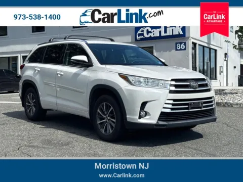 White 2018 Toyota Highlander XLE for sale in Morristown, NJ